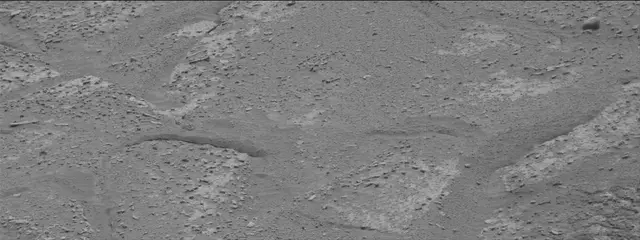 Sol 3644: Mast Camera (Mastcam)