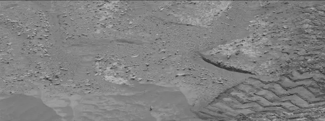 Sol 3644: Mast Camera (Mastcam)