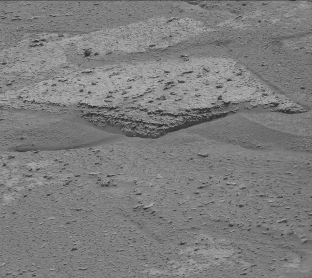 Sol 3644: Mast Camera (Mastcam)
