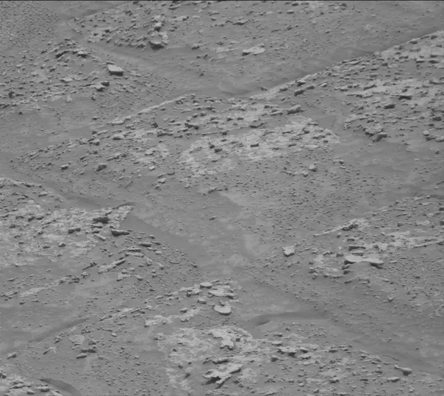 Sol 3644: Mast Camera (Mastcam)