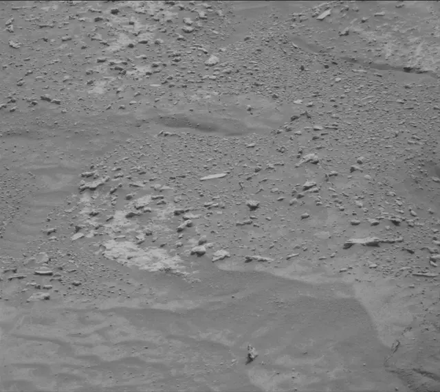 Sol 3644: Mast Camera (Mastcam)