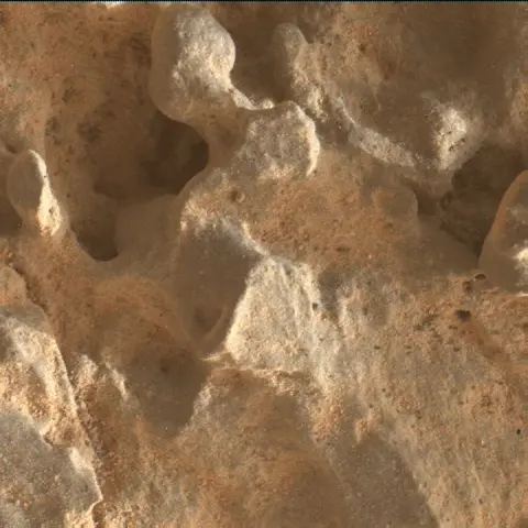 Sol 3644: Mars Hand Lens Imager (MAHLI)