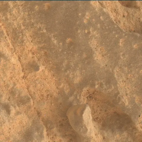 Sol 3644: Mars Hand Lens Imager (MAHLI)