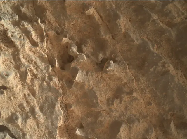 Sol 3644: Mars Hand Lens Imager (MAHLI)