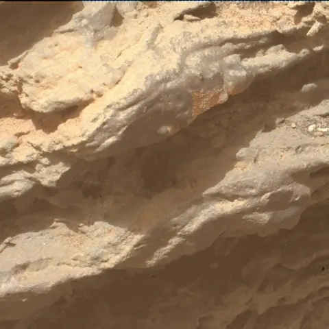 Sol 3644: Mars Hand Lens Imager (MAHLI)