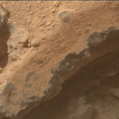 Sol 3644: Mars Hand Lens Imager (MAHLI)