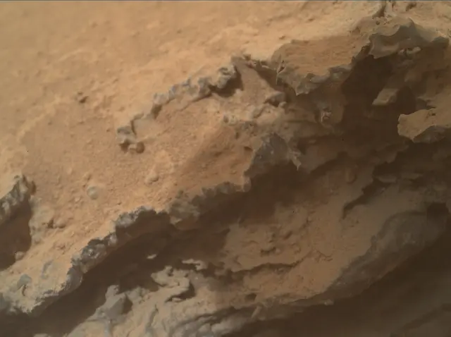 Sol 3644: Mars Hand Lens Imager (MAHLI)