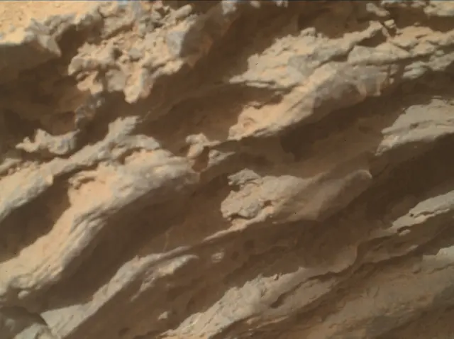 Sol 3644: Mars Hand Lens Imager (MAHLI)