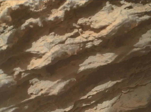 Sol 3644: Mars Hand Lens Imager (MAHLI)