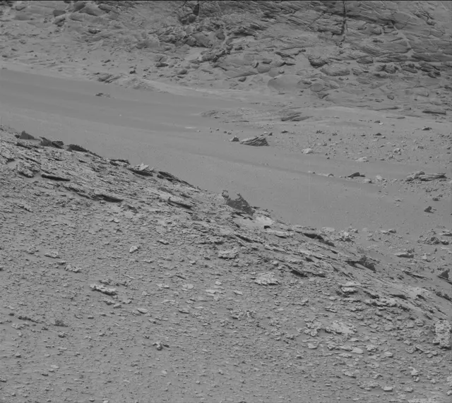 Sol 3645: Mast Camera (Mastcam)