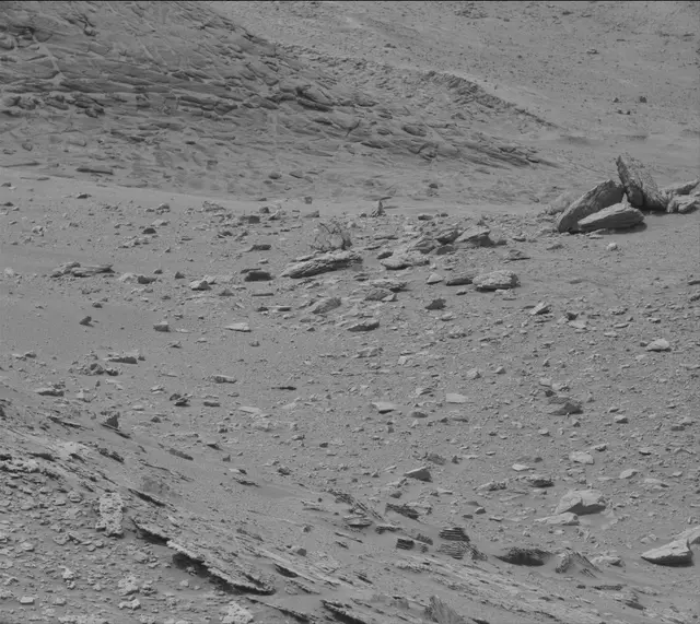 Sol 3645: Mast Camera (Mastcam)
