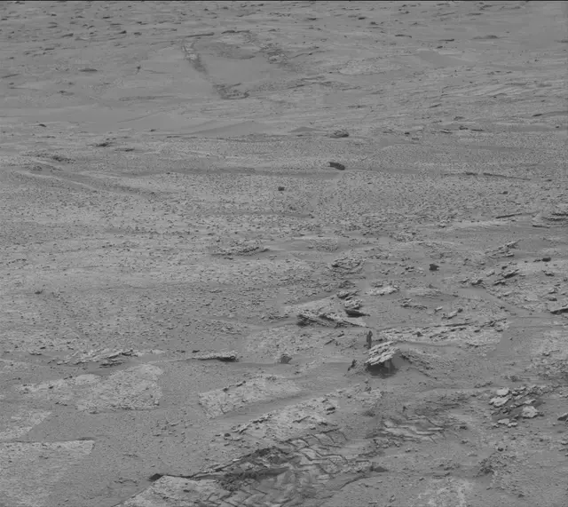 Sol 3645: Mast Camera (Mastcam)