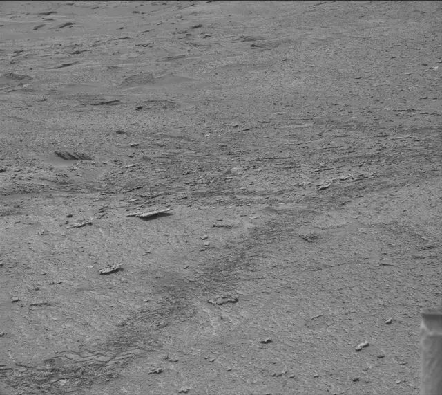 Sol 3645: Mast Camera (Mastcam)