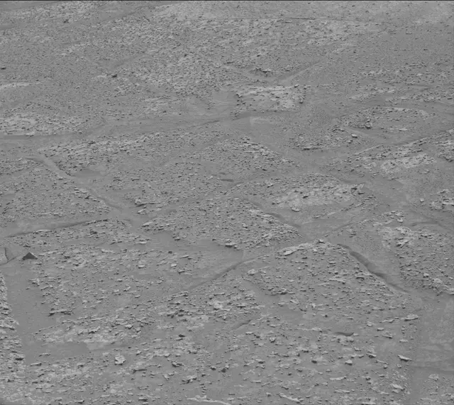 Sol 3645: Mast Camera (Mastcam)