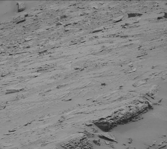 Sol 3645: Mast Camera (Mastcam)