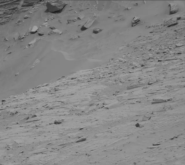 Sol 3645: Mast Camera (Mastcam)