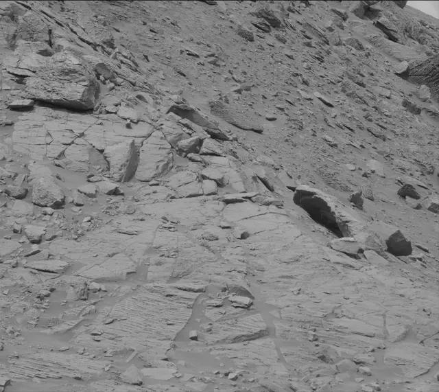 Sol 3645: Mast Camera (Mastcam)