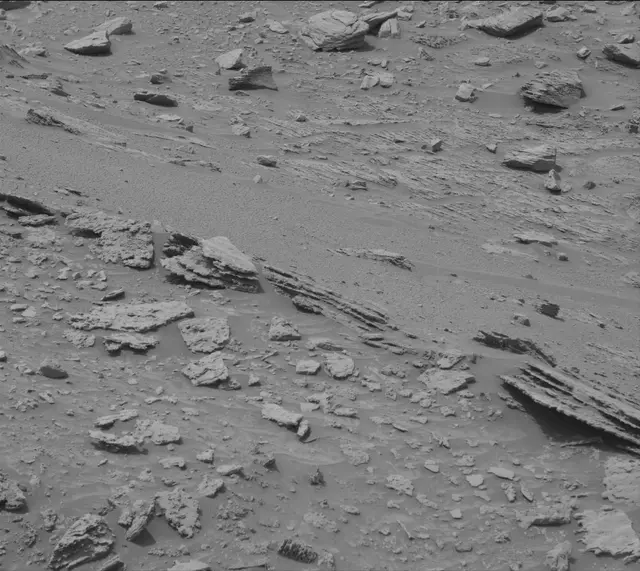 Sol 3645: Mast Camera (Mastcam)
