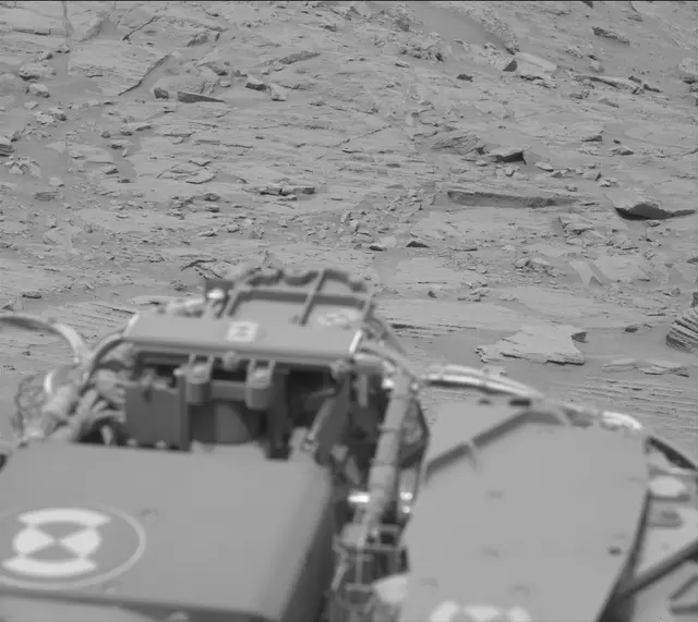 Sol 3645: Mast Camera (Mastcam)