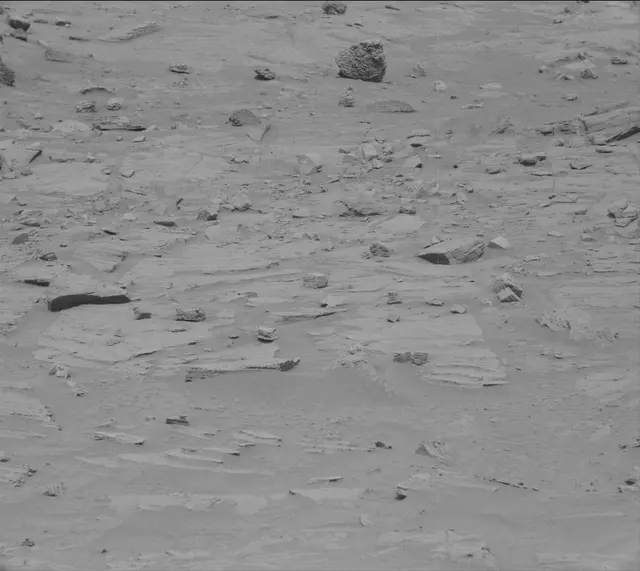 Sol 3645: Mast Camera (Mastcam)