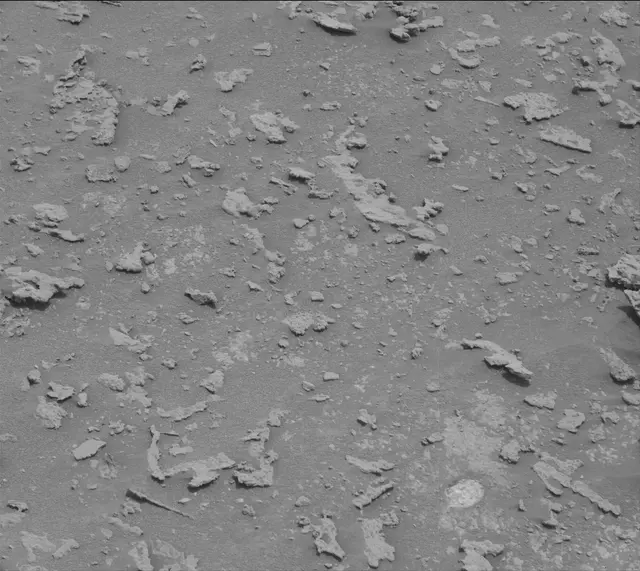 Sol 3645: Mast Camera (Mastcam)