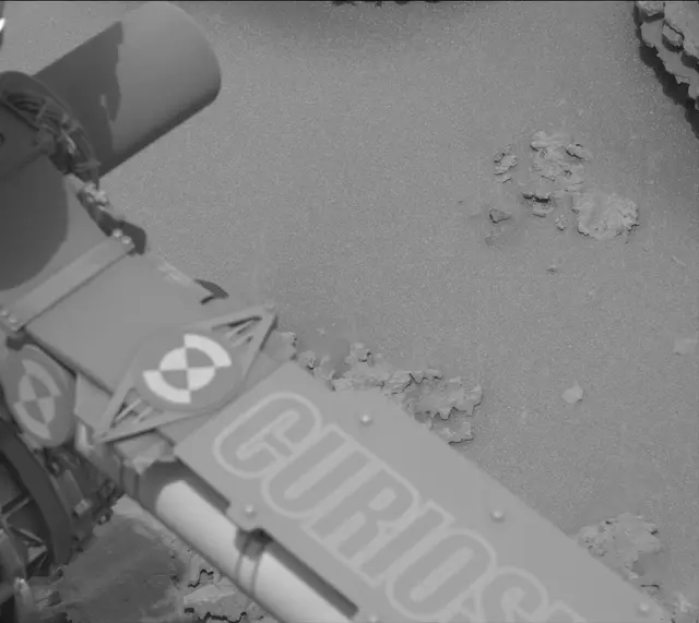 Sol 3645: Mast Camera (Mastcam)