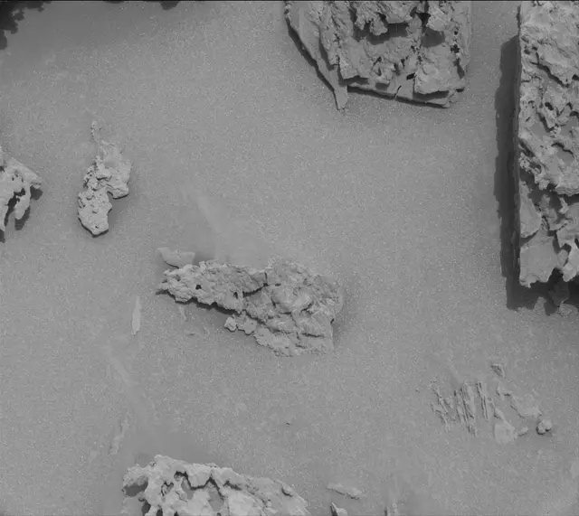 Sol 3645: Mast Camera (Mastcam)