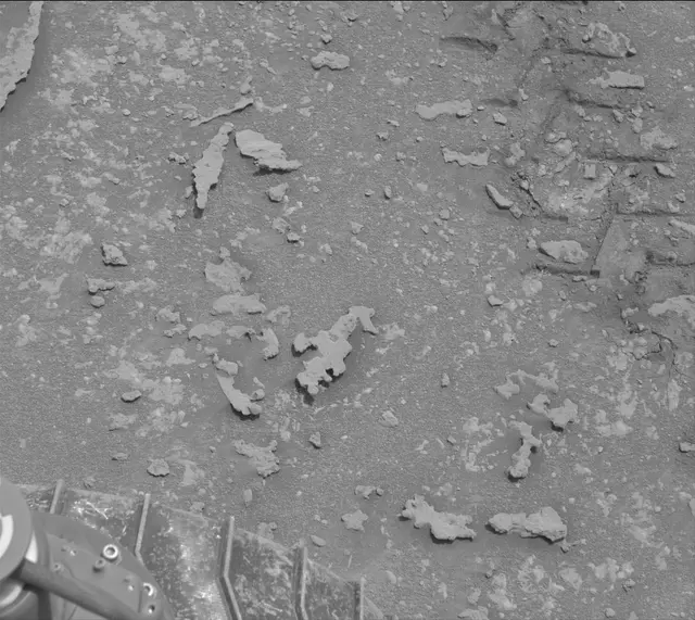 Sol 3645: Mast Camera (Mastcam)