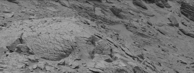 Sol 3645: Mast Camera (Mastcam)