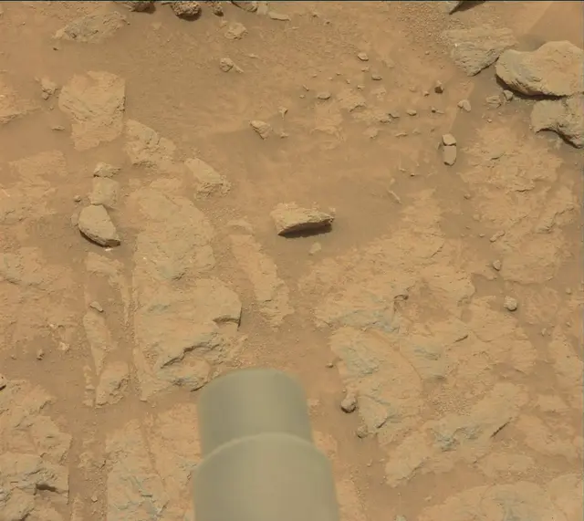 Sol 3645: Mast Camera (Mastcam)