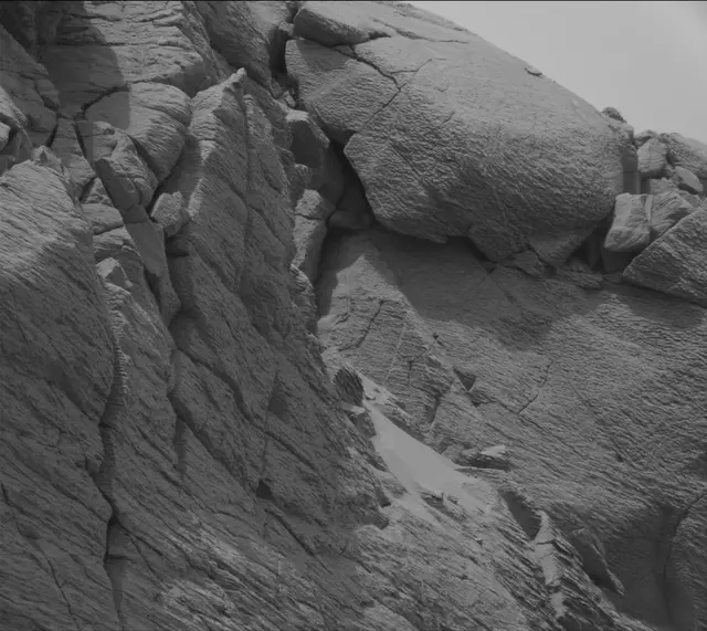 Sol 3645: Mast Camera (Mastcam)