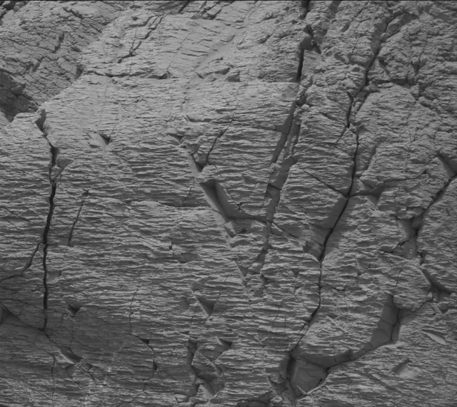 Sol 3645: Mast Camera (Mastcam)
