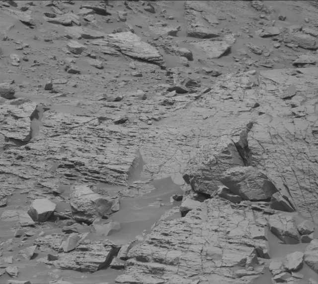 Sol 3645: Mast Camera (Mastcam)