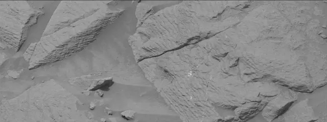Sol 3646: Mast Camera (Mastcam)