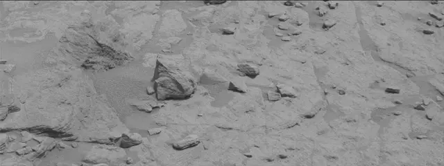 Sol 3646: Mast Camera (Mastcam)