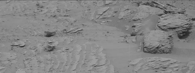Sol 3646: Mast Camera (Mastcam)