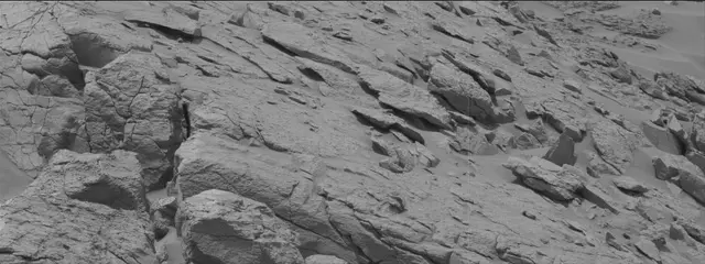 Sol 3646: Mast Camera (Mastcam)