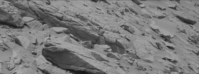 Sol 3646: Mast Camera (Mastcam)