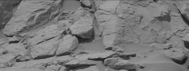 Sol 3646: Mast Camera (Mastcam)