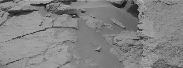 Sol 3646: Mast Camera (Mastcam)
