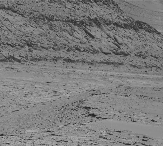 Sol 3646: Mast Camera (Mastcam)