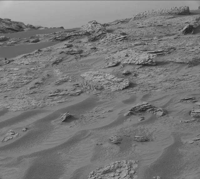 Sol 3646: Mast Camera (Mastcam)