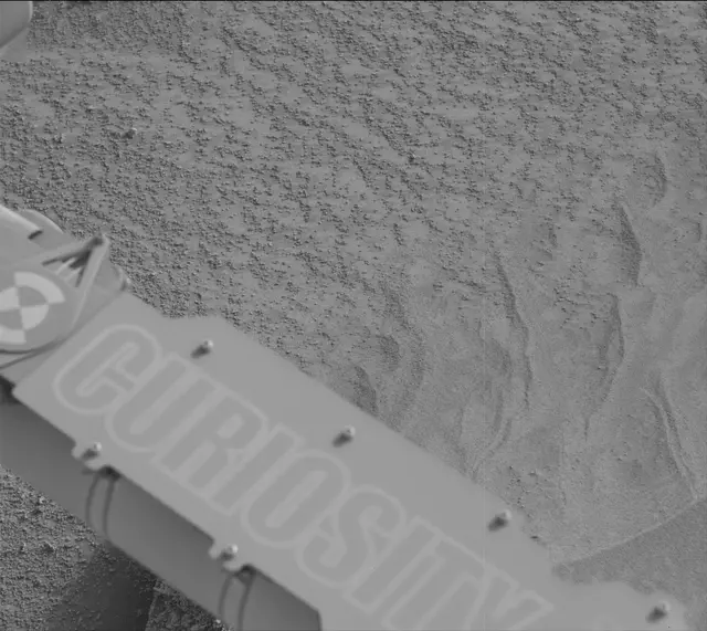 Sol 3646: Mast Camera (Mastcam)