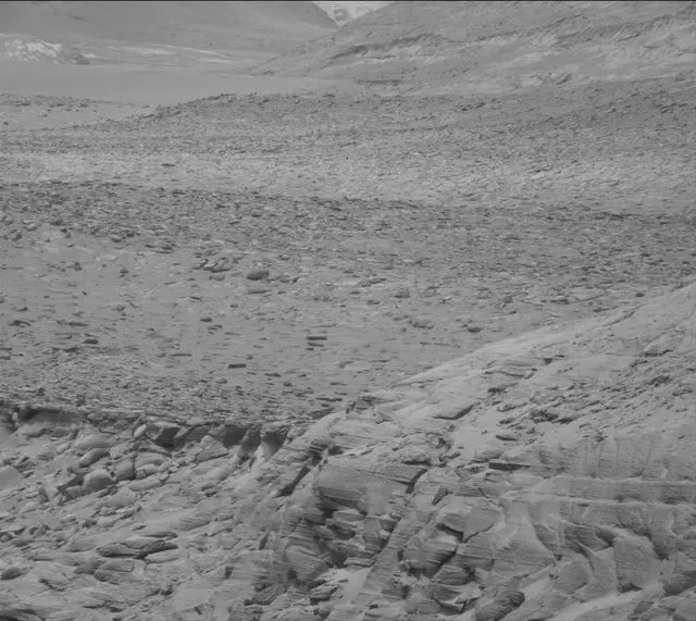 Sol 3646: Mast Camera (Mastcam)