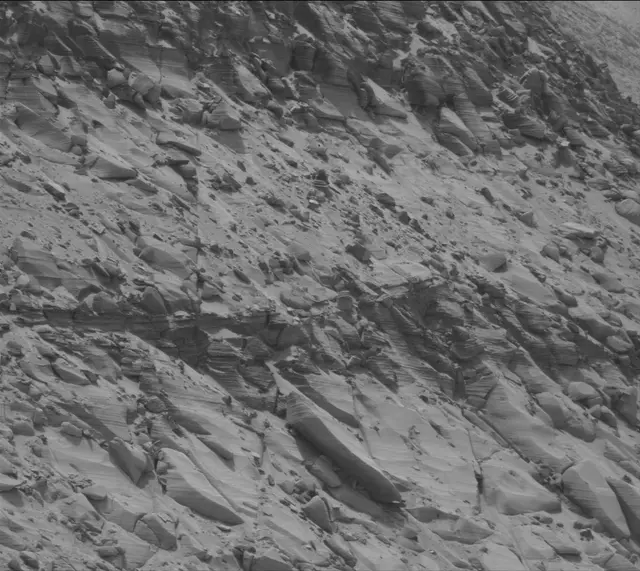 Sol 3646: Mast Camera (Mastcam)