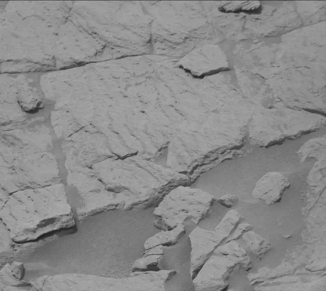 Sol 3646: Mast Camera (Mastcam)