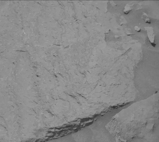 Sol 3646: Mast Camera (Mastcam)