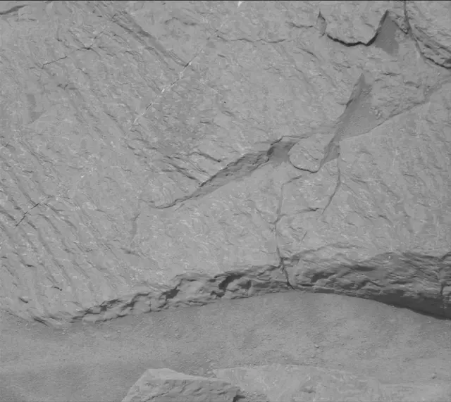 Sol 3646: Mast Camera (Mastcam)