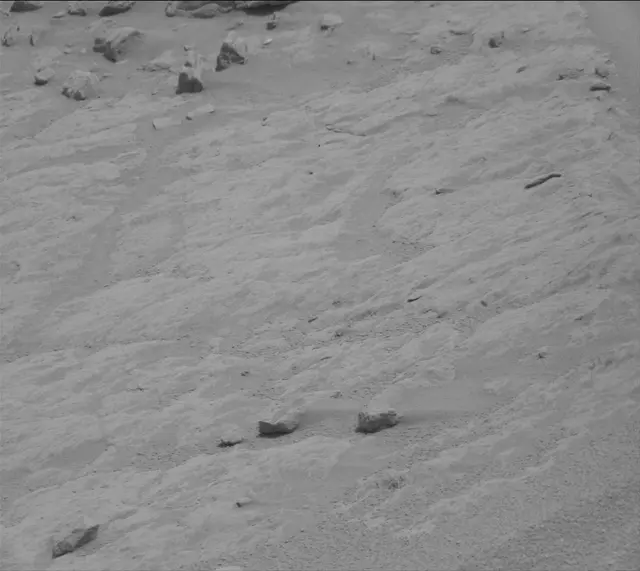 Sol 3646: Mast Camera (Mastcam)