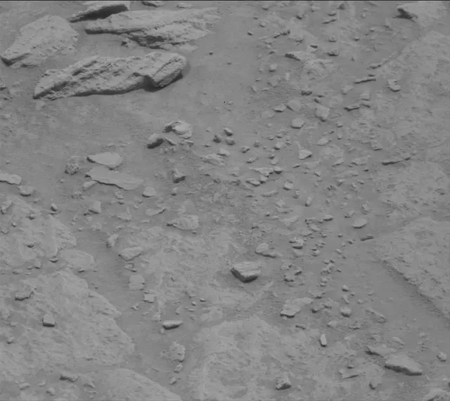 Sol 3646: Mast Camera (Mastcam)